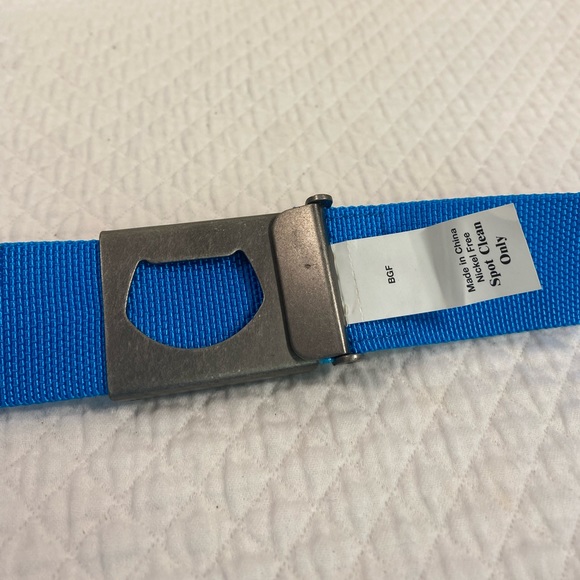 COLUMBIA COBALT BLUE BELT SIZE about 32 - Picture 2 of 4